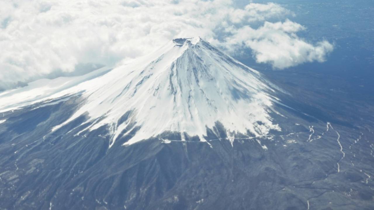 昔から富士山を目指し続けた日本のロックフェス