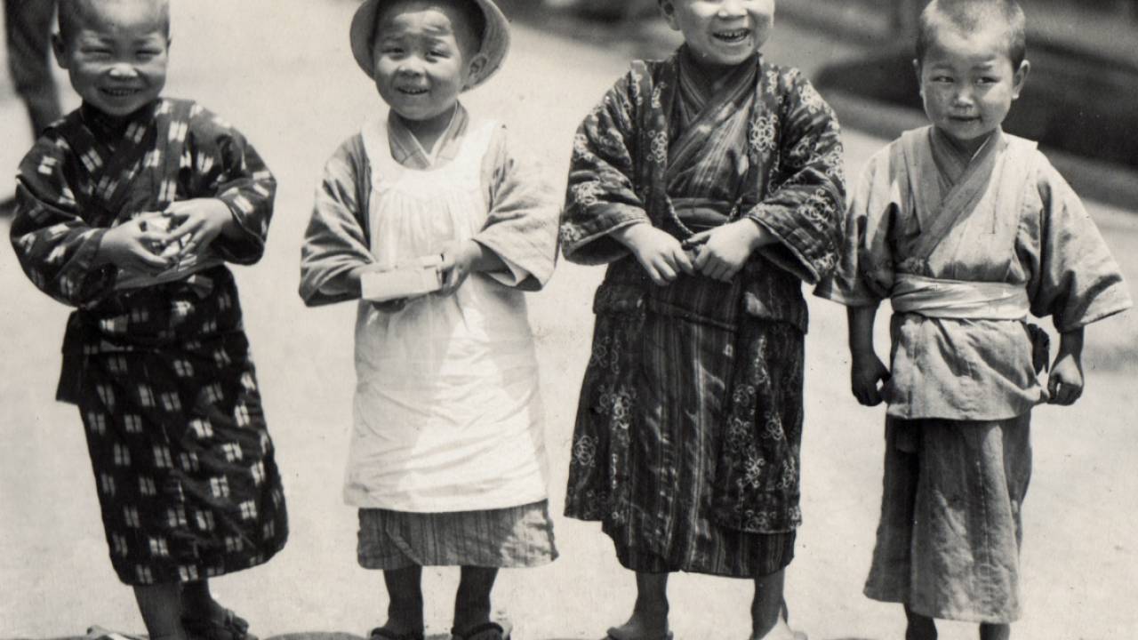 実に懐かしく 実にかわいい笑顔である 日本の古写真 Japaaan