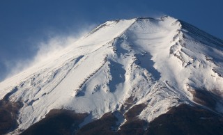 美麗すぎてため息…。世界遺産、富士山の冬姿の美しさよ…