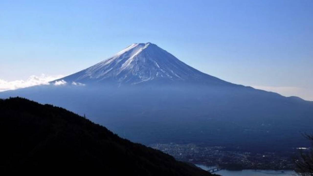 富士山の魅力を共有できる写真投稿サービス「富岳3776景」