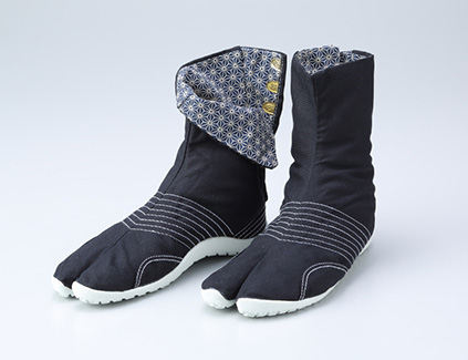 足袋スニーカーまとめ 普段着にも合わせられる個性的で面白い足袋スニーカー 14選 ファッション Japaaan