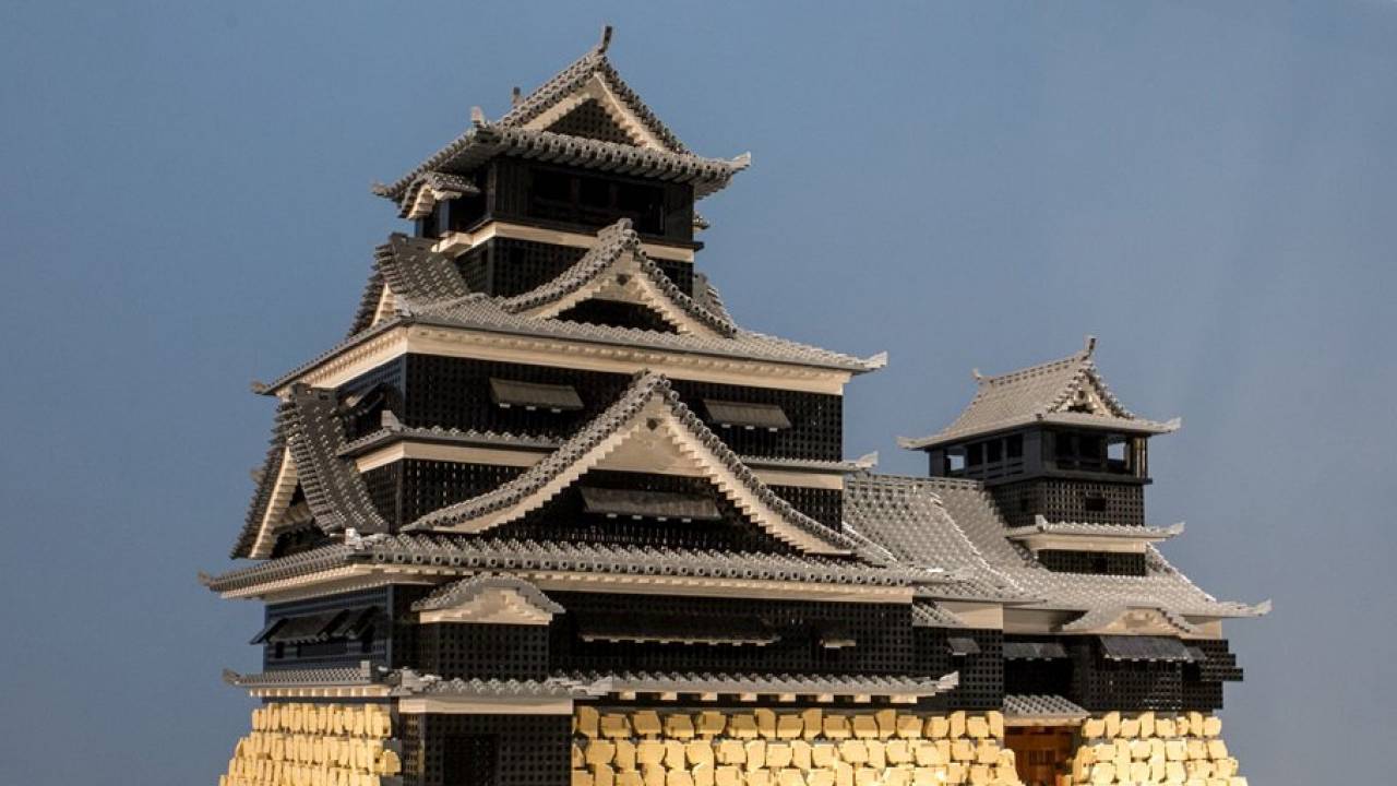 熊本復興の願いを込めレゴブロックで作られた熊本城のクオリティが高すぎる！