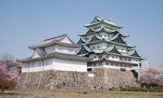 木で築城するよ！鉄筋コンクリートの名古屋城・天守閣が木造で再建されることに！