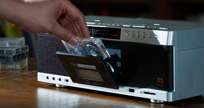 ハイレゾ相当に高音質化 カセットテープがデジタルで蘇るcdラジカセ登場 ライフスタイル Japaaan
