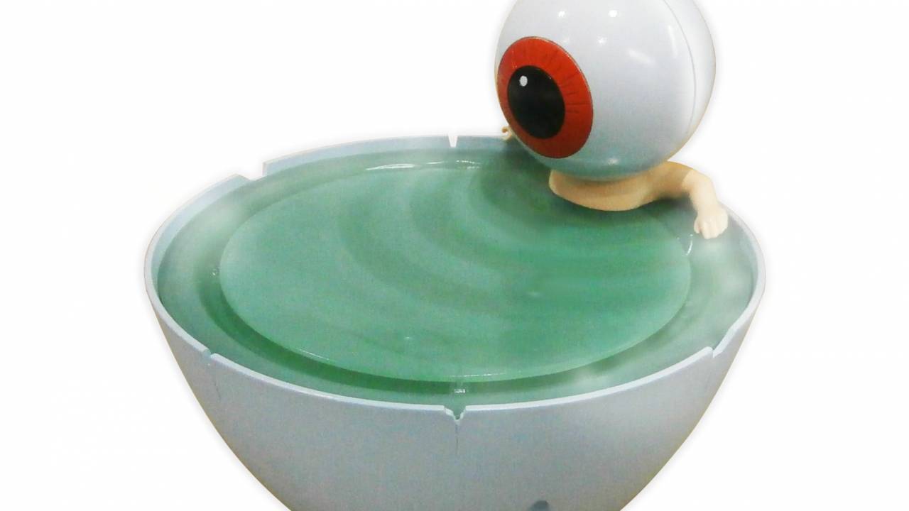 しゃ、しゃべるぞ！ゲゲゲの鬼太郎「目玉おやじ」の茶碗風呂での入浴シーン♡を再現した加湿器が登場