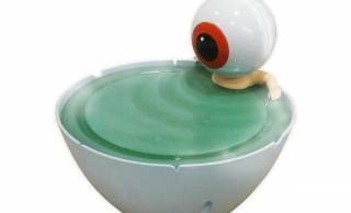 しゃ、しゃべるぞ！ゲゲゲの鬼太郎「目玉おやじ」の茶碗風呂での入浴シーン♡を再現した加湿器が登場