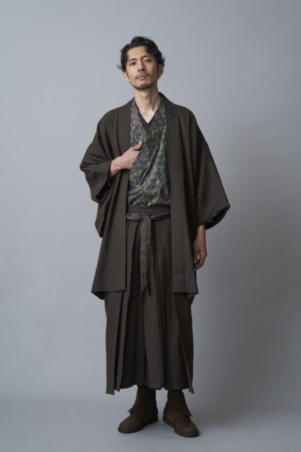 新スタイルな袴、羽織、どてら…。和と洋が融合した「和ROBE」冬アイテムがカッコ良すぎだぞ！！ | ファッション 着物・和服