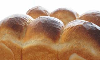 で、食パンの「食」っていったい何なの？食パン1斤の大きさや重さはどれくらい？