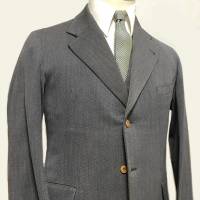 男性が着るスーツ「背広」という言葉は、英語に不慣れだった日本人の訛りで変化した？