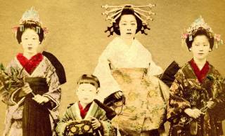 女髷、服装…吉原遊郭のトップ遊女から流行した江戸のファッションの数々