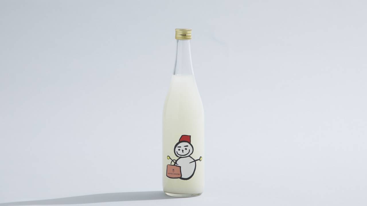 ユナイテッドアローズと栃木県の酒蔵・仙禽がコラボした日本酒「UA雪だるま」が発売