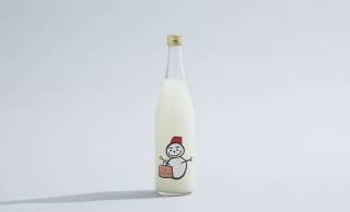 ユナイテッドアローズと栃木県の酒蔵・仙禽がコラボした日本酒「UA雪だるま」が発売