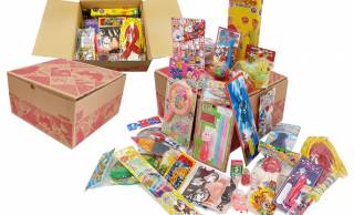 リリアン、カチカチボール…昭和の縁日や駄菓子屋で流行した駄玩具29種類アソート「昭和レトロ玩具　満足セット」が発売