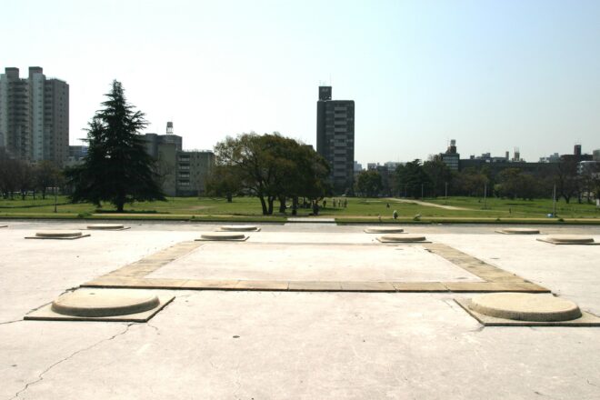 難波宮跡（写真：高野晃彰）