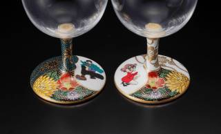 ルパン三世と峰不二子が九谷焼伝統の柄と共に描かれた「九谷焼 酒グラス」がカッコいいぞ！