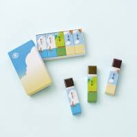 木彫り熊、犬張子、八幡馬…なんと日本全国の民芸品がカードゲームに