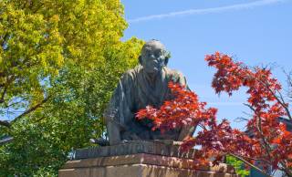 京都 三条大橋「土下座像」の正体は？ 実は土下座ではなかった尊皇思想家・高山彦九郎の忠義心【後編】