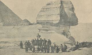 幕末の武士がスフィンクスと記念撮影！？まるで合成みたいな謎の写真が撮影された理由とは？