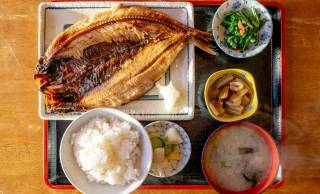 日本が世界に誇る和食の特徴のひとつ「うま味」を科学で証明した日本人・池田菊苗とは？