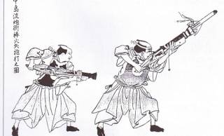 亀甲、独輪車、焙烙火矢…戦国時代に実在した“城攻め兵器”が想像以上にユニークで実戦的だった！