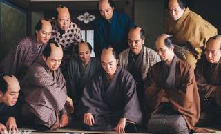 「べらぼう」歌麿の肩組みにネット歓喜！大崎が毒饅頭を食べた理由、グニャ富とは？史実を元に解説