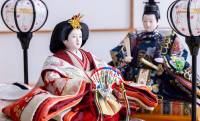 「ひな祭り」の常識が地域で真逆…関東VS関西「食べ物」と「ひな人形」を比較