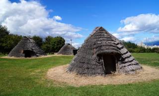なぜ縄文人は「竪穴住居」に住んだのか？エアコンなしでも快適な“半地下ハウス”の合理性