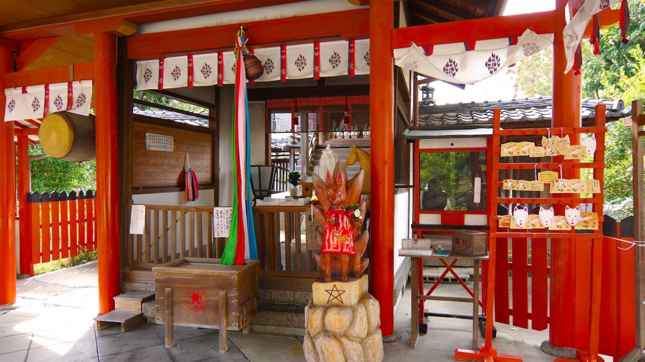 『豊臣兄弟！』聖地巡り：豊臣秀長の城下町・大和郡山へ！郡山城の鎮守社「源九郎稲荷神社」「郡山八幡神社」と「洞泉寺」を訪ねる